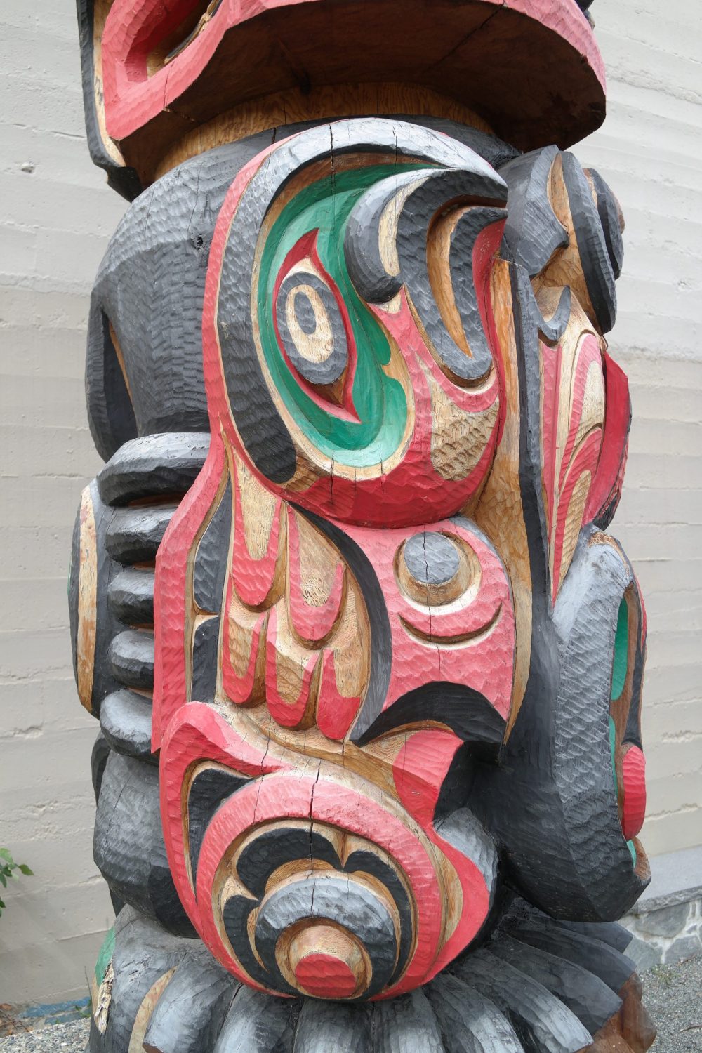 Clan Totem of our Nations closeup, Duncan