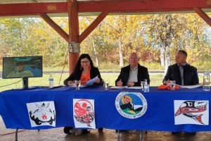 Chief Larry Nooski, Chief Priscilla Mueller, Mayor Gerry Thiessen and Chief Robert Michell signed an MOU to work together to restore the health of the Nechako River at Riverside Park in Vanderhoof on Sept. 29. Photo Credit: Aman Parhar, 2021.